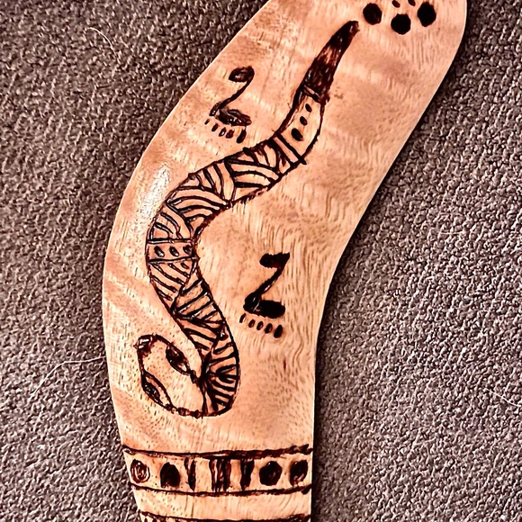 Set of 4 Handmade Boomerangs - Picture 7 of 8